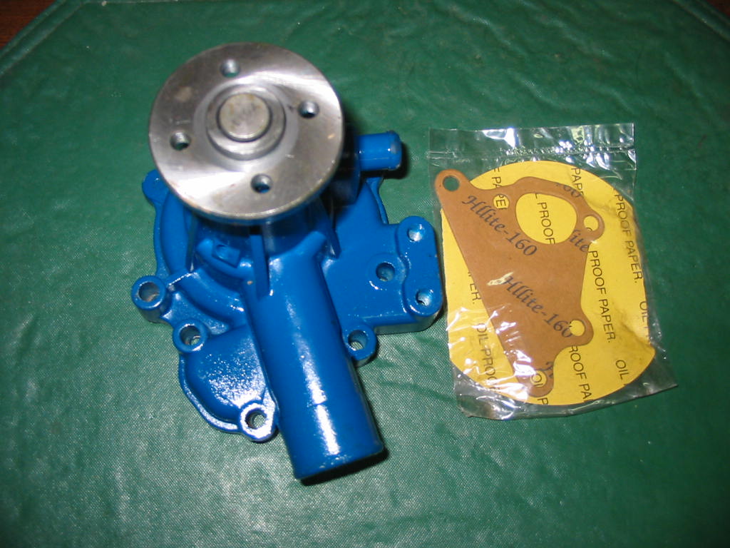 Water Pump W/Gasket For New Holland Tractors ( See Description )