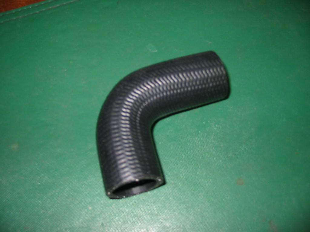 RH-1250 JD950 By Pass Hose ( Early )